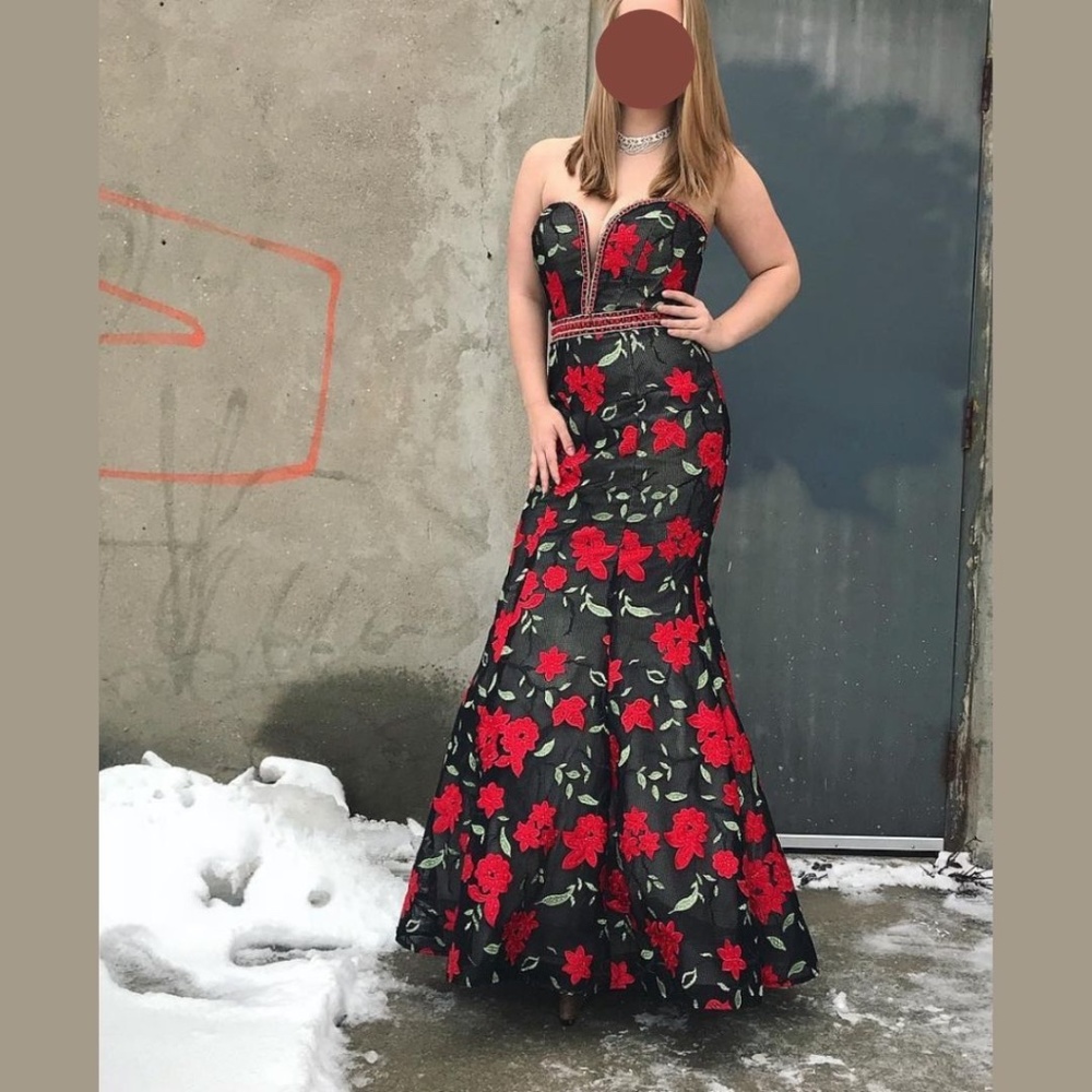 Mon Cheri 'Ellie Wilde' Floral Strapless Gown
